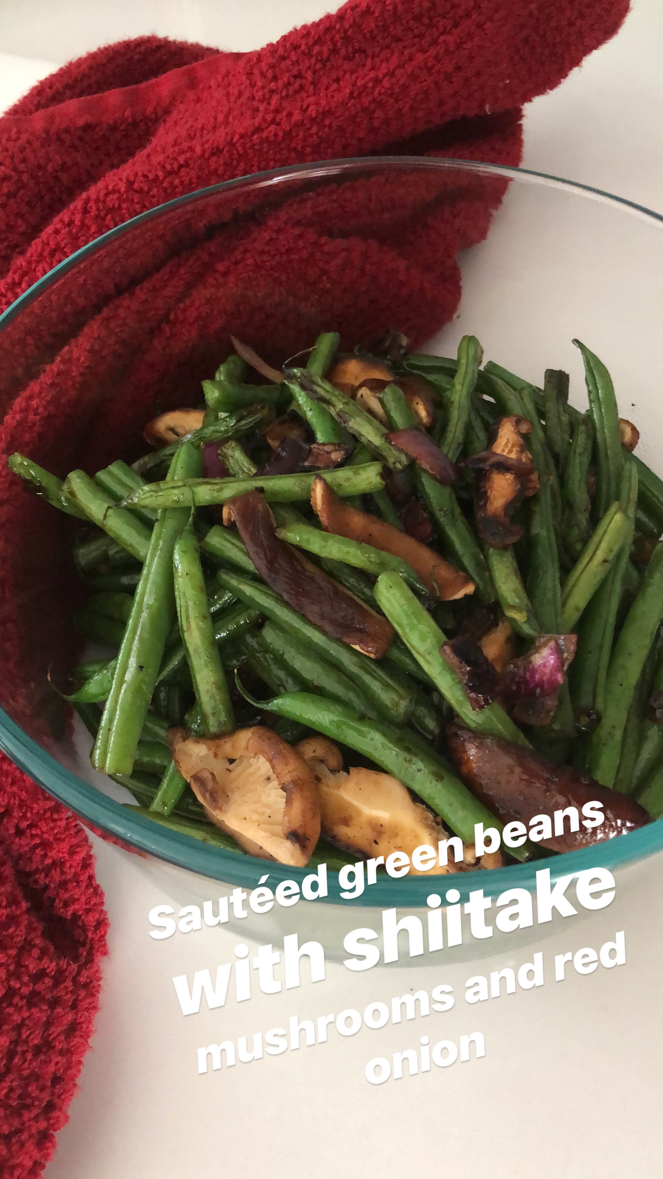 Paleo Asian Green Beans (Haricot Verts) with Mushrooms and Onion
