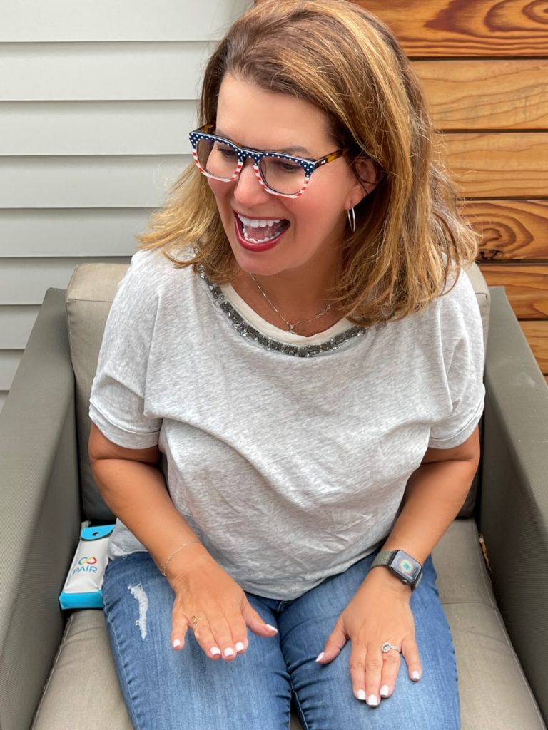 Review of Pair Eyewear interchangeable magnetic eyeglass frames for adults - an affordable way to change the look of your glasses. Use my discount code for 10% off.| www.grownupdish.com