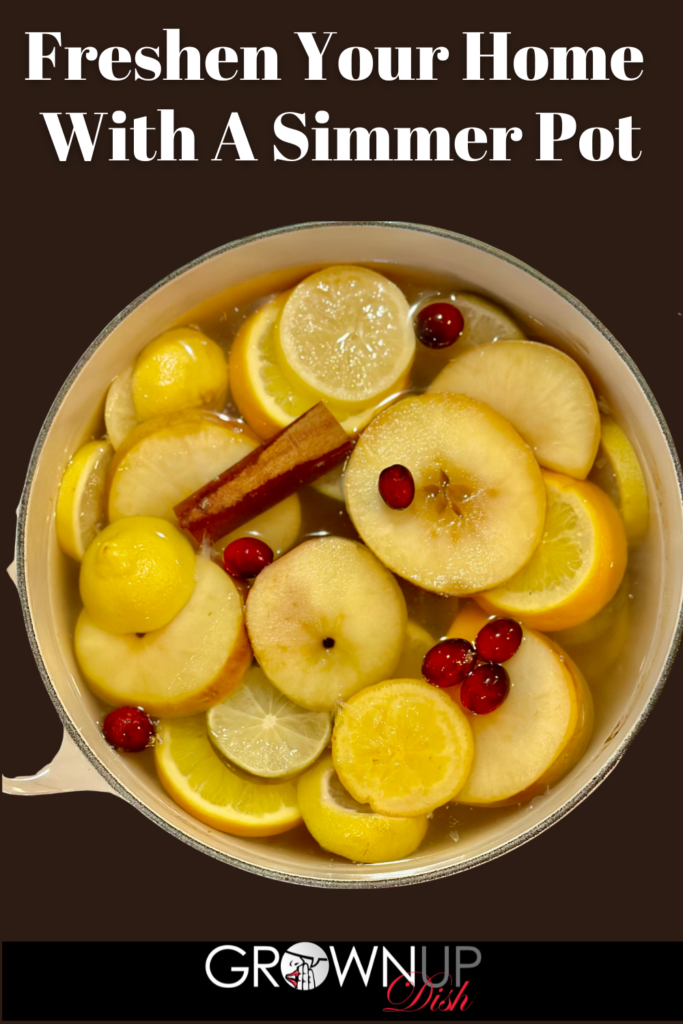 A simmer pot or stovetop potpourri is a natural & easy way to make your house smell amazing with no chemicals. Video and step-by-step instructions. | www.grownupdish.com